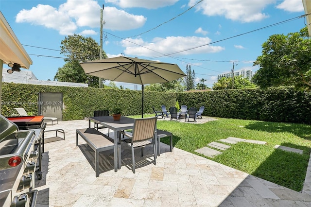 441 SW 27th Rd, Miami, FL 33129 - view of patio featuring an outdoor fire pit and outdoor dining area
