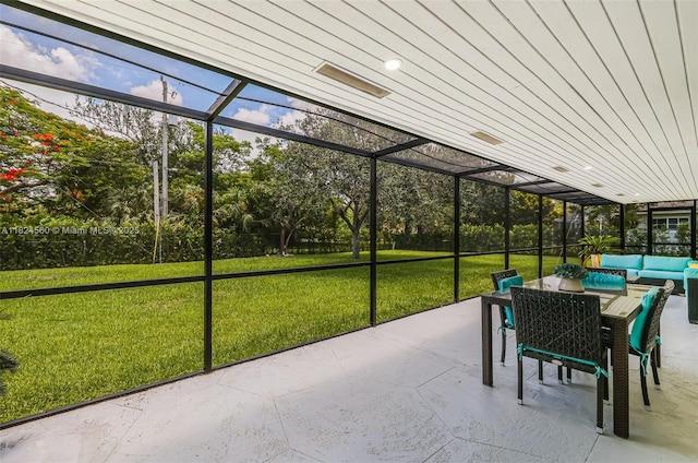 17460 SW 85th Ave, Palmetto Bay, FL 33157 - sunroom featuring an outdoor living space and outdoor dining space