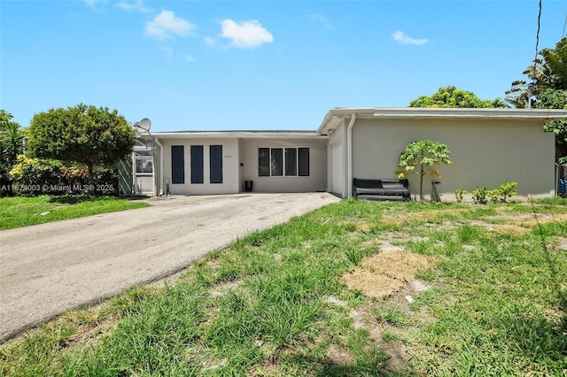 3813 S Lake Ter, Miramar, FL 33023 - view of front of home featuring stucco siding