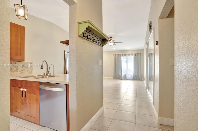 453 Lakewood Cir Unit A, Margate, FL 33063 - corridor featuring a textured wall and light tile patterned flooring