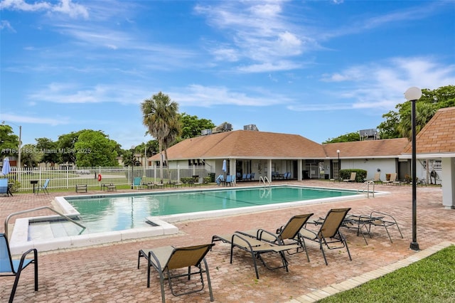 453 Lakewood Cir Unit A, Margate, FL 33063 - community pool with a patio area