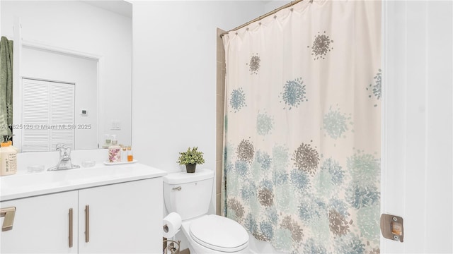 25564 SW 108th Ave, Homestead, FL 33032 - bathroom with vanity and curtained shower