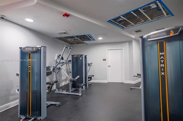1250 S Miami Ave Unit 3003, Miami, FL 33130 - gym featuring baseboards and recessed lighting