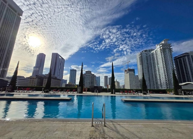 50 Biscayne Blvd Unit 3006, Miami, FL 33132 - community pool featuring a skyline view