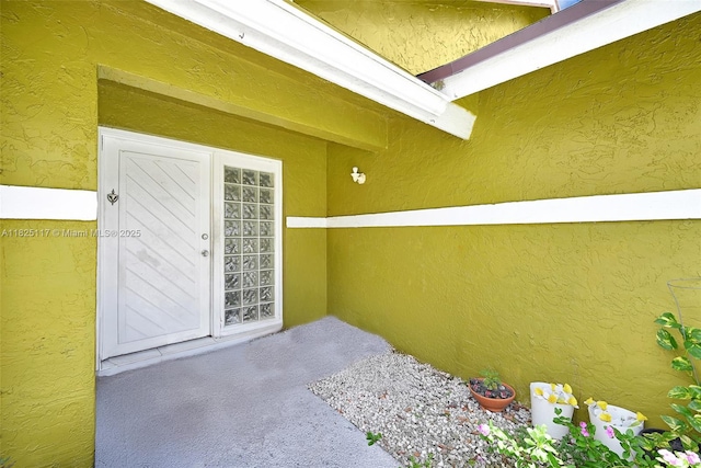 5610 NW 54th Ave, Tamarac, FL 33319 - entrance to property featuring stucco siding