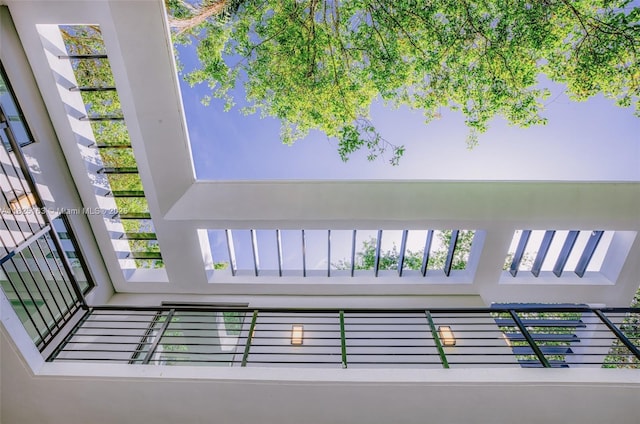3670 Avocado Ave, Miami, FL 33133 - detailed view