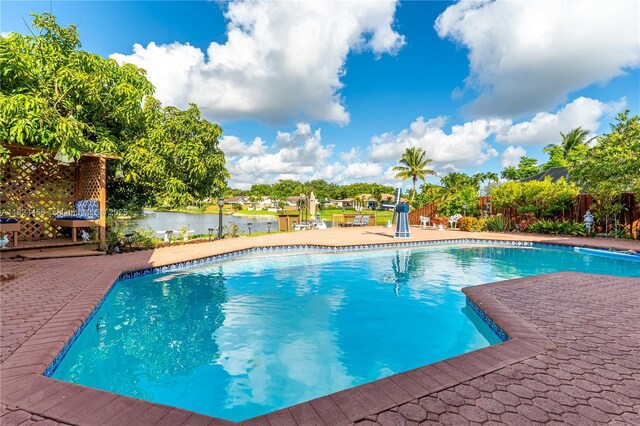 1460 NW 99th Ave, Plantation, FL 33322 - outdoor pool with a patio area