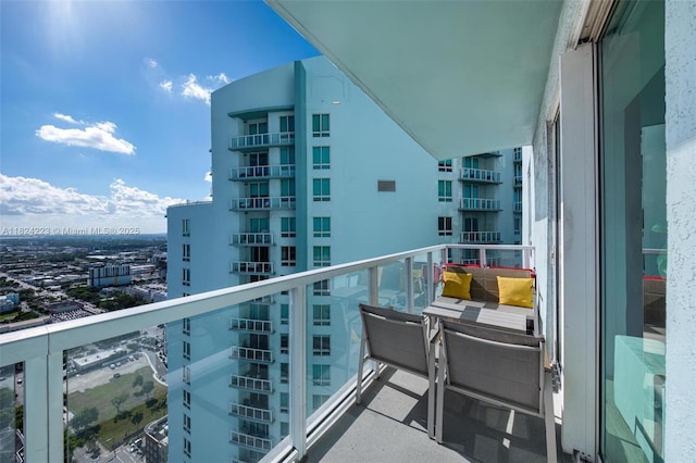 1900 N Bayshore Dr Unit 4111, Miami, FL 33132 - balcony featuring a city view
