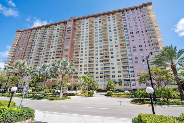251 174th St Unit 1210, Sunny Isles Beach, FL 33160 - view of apartment building / complex