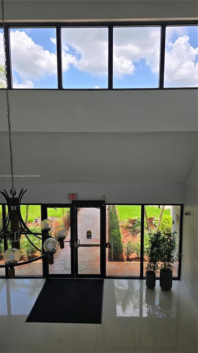 200 Lakeview Dr Unit 208, Weston, FL 33326 - photo 2