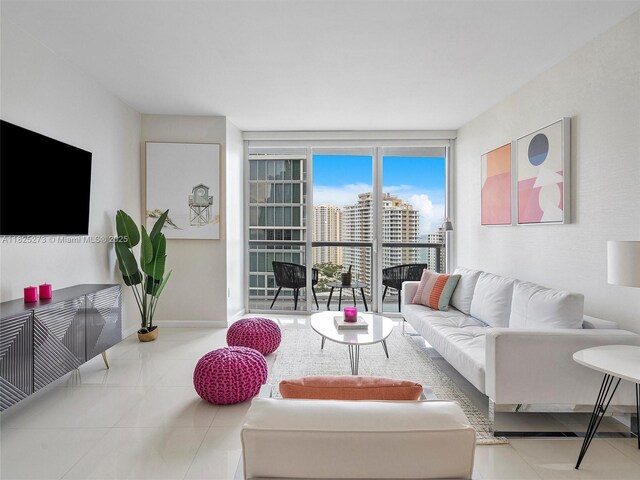 485 Brickell Ave Unit 2501, Miami, FL 33131 - photo 17