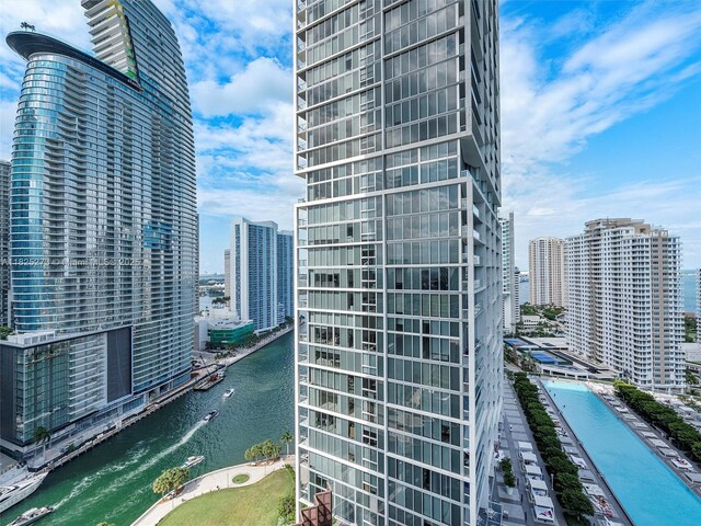 485 Brickell Ave Unit 2501, Miami, FL 33131 - photo 22
