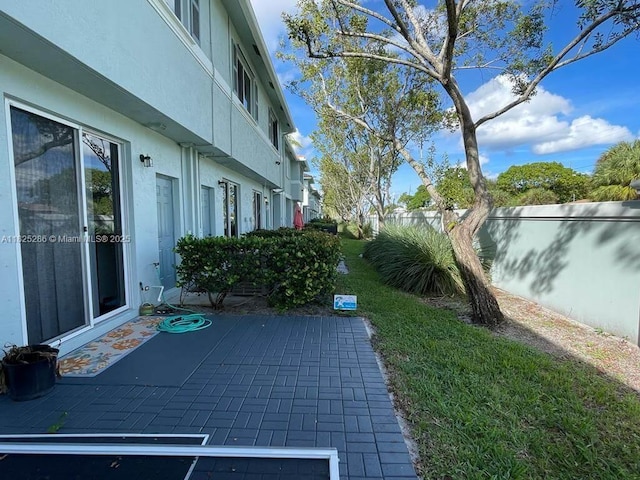 3550 Oleander Ter, Riviera Beach, FL 33404 - view of patio / terrace
