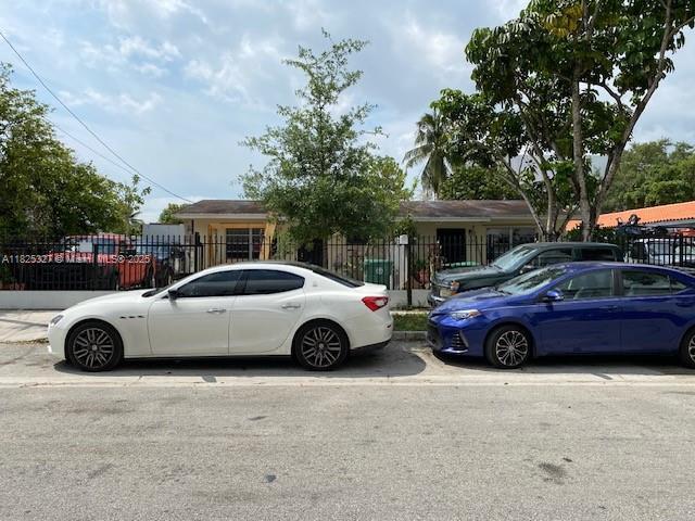2380 NW 26th St, Miami, FL 33142 - photo 5