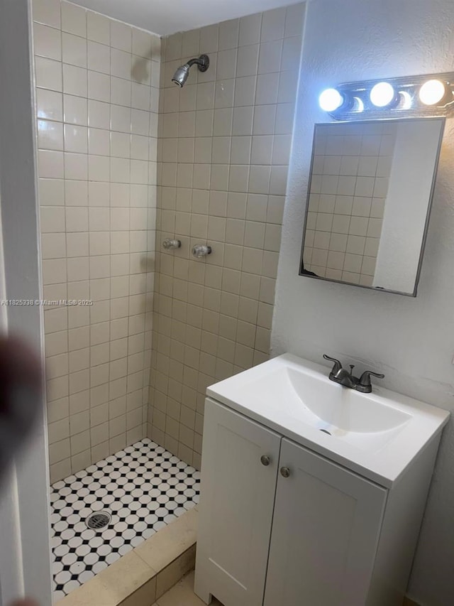 4045 NW 19th St, Lauderhill, FL 33313 - bathroom featuring a shower stall and vanity