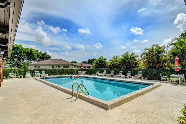 4764 Greentree Cres Unit A, Boynton Beach, FL 33436 - community pool with a patio area