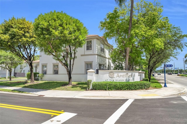 8081 NW 107th Ct, Doral, FL 33178 - view of community sign