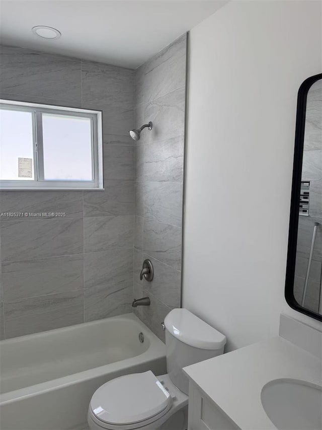 366 NE 163rd St, Miami, FL 33162 - photo 6