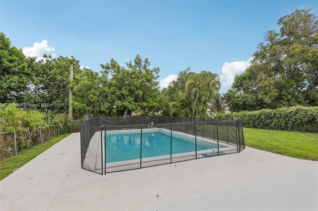 2817 SW 8th St, Fort Lauderdale, FL 33312 - view of swimming pool featuring a patio