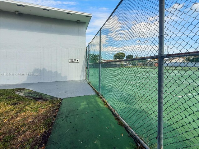 19337 NW 53rd Pl, Miami Gardens, FL 33055 - photo 27