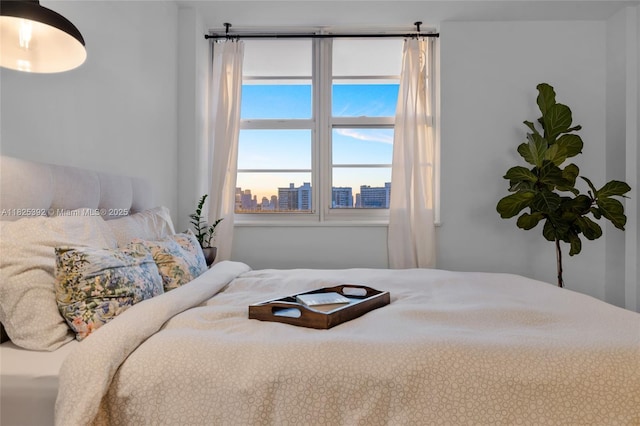 1020 Meridian Ave Unit 816, Miami Beach, FL 33139 - bedroom featuring a skyline view