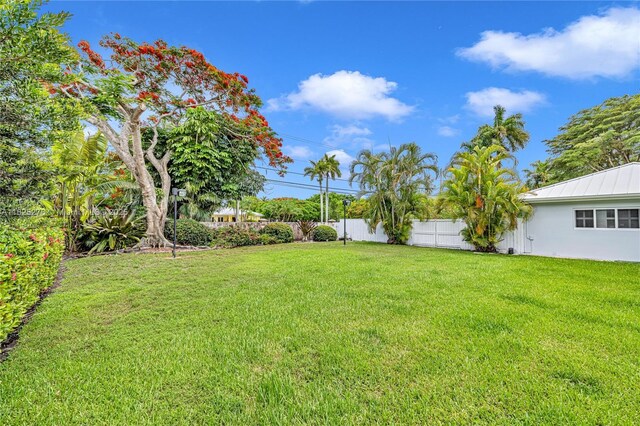 10563 SW 92nd Ave, Miami, FL 33176 - photo 11