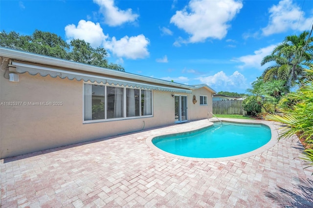 9200 SW 54th St, Cooper City, FL 33328 - view of swimming pool featuring a patio area