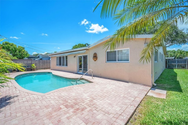 9200 SW 54th St, Cooper City, FL 33328 - view of swimming pool featuring a fenced backyard and a patio area