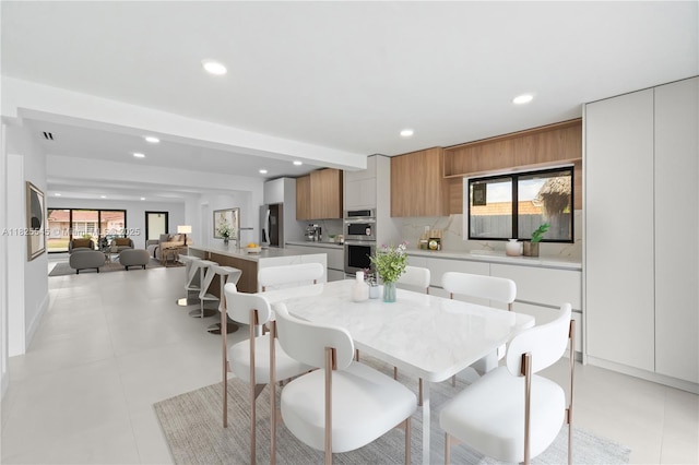 2231 N 49th Ave, Hollywood, FL 33021 - dining room with recessed lighting