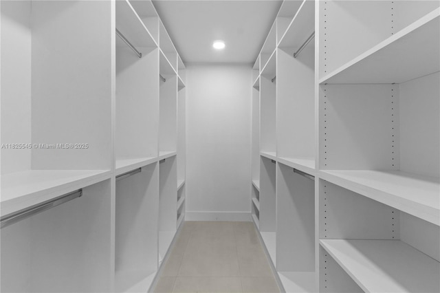 2231 N 49th Ave, Hollywood, FL 33021 - walk in closet featuring light tile patterned flooring