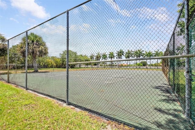 5800 SW 127th Ave Unit 2307, Miami, FL 33183 - view of tennis court