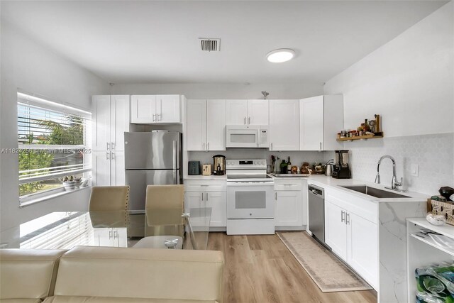 754 NE 36th St, Oakland Park, FL 33334 - photo 26