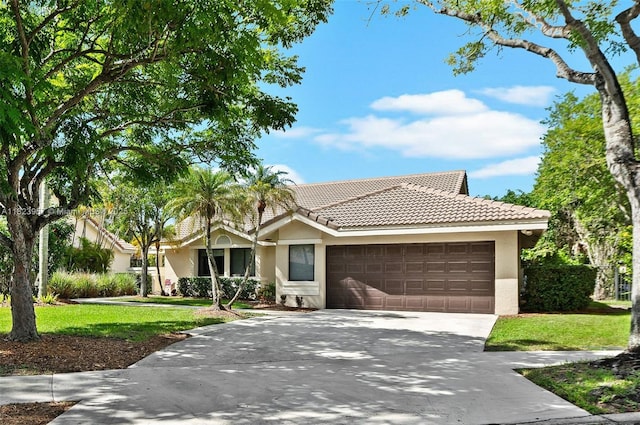 2000 Lakeshore Dr, Weston, FL 33326 - photo 1