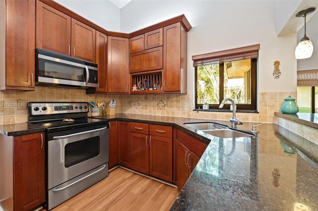 2000 Lakeshore Dr, Weston, FL 33326 - photo 10