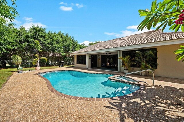 2000 Lakeshore Dr, Weston, FL 33326 - photo 28