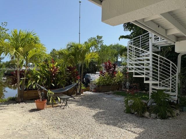 380 Mahogany Dr, Key Largo, FL 33037 - view of yard