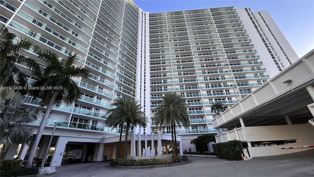 100 Bayview Dr Unit 1030, Sunny Isles Beach, FL 33160 - view of apartment building / complex