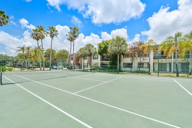8261 SW 128th St Unit 215, Pinecrest, FL 33156 - view of tennis court