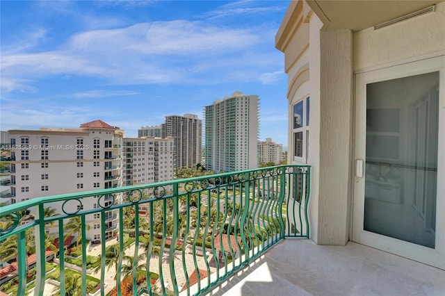 19900 E Country Club Dr Unit Ts16, Aventura, FL 33180 - photo 41