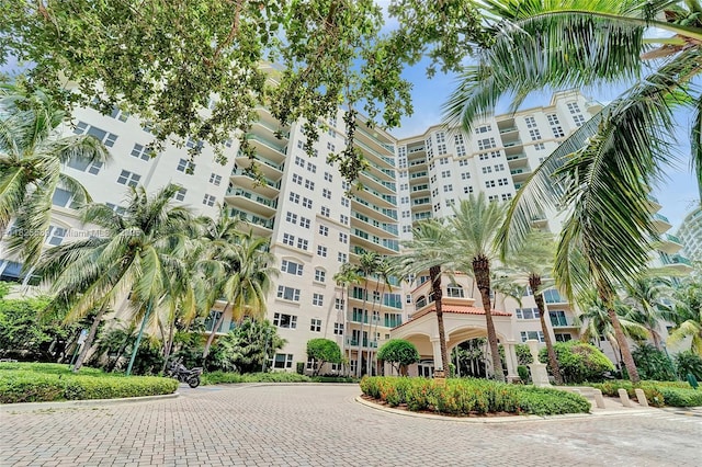 19900 E Country Club Dr Unit Ts16, Aventura, FL 33180 - photo 55