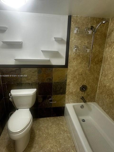 10288 NW 9th St Cir Unit 306, Miami, FL 33172 - photo 12