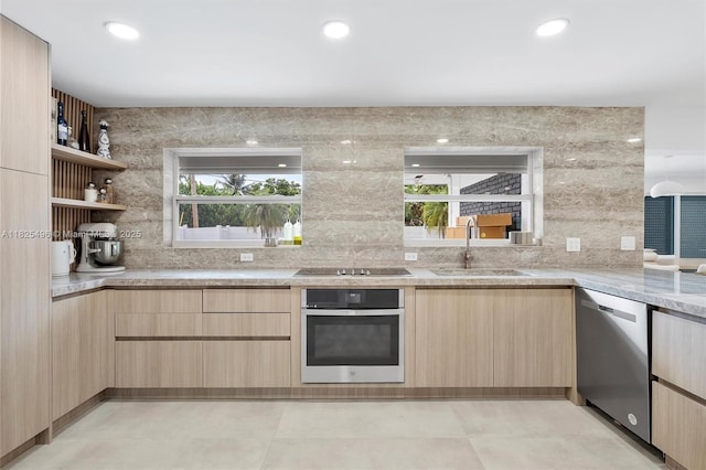 417 N Highland Dr, Hollywood, FL 33021 - photo 9