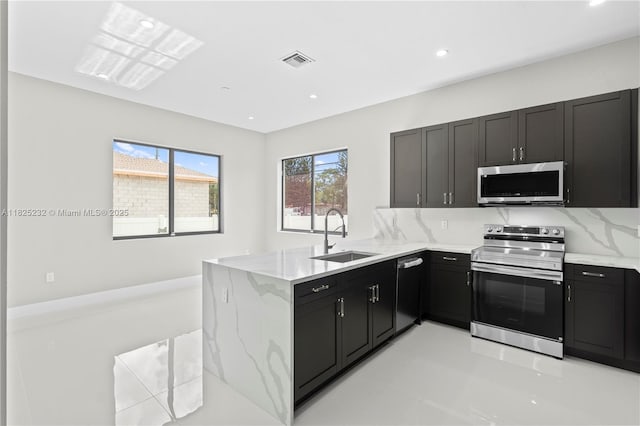 2101 NW 27th St, Oakland Park, FL 33311 - photo 10