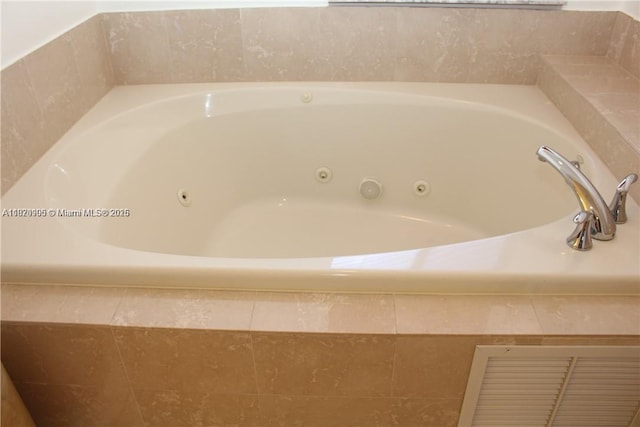 19383 SW 79th Ave, Cutler Bay, FL 33157 - bathroom featuring a tub with jets