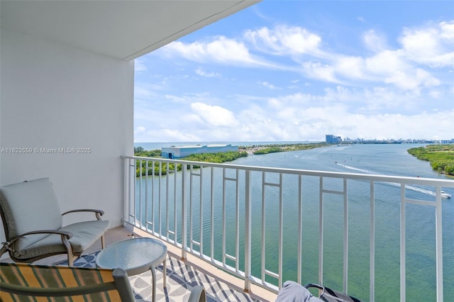 500 Bayview Dr Unit 228, Sunny Isles Beach, FL 33160 - balcony featuring a water view
