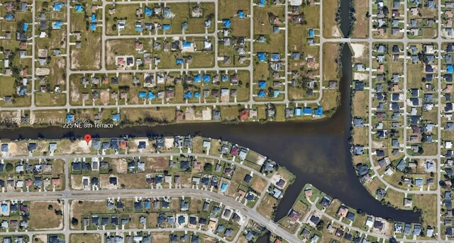 225 NE 8th Ter, Cape Coral, FL 33909 - photo 37