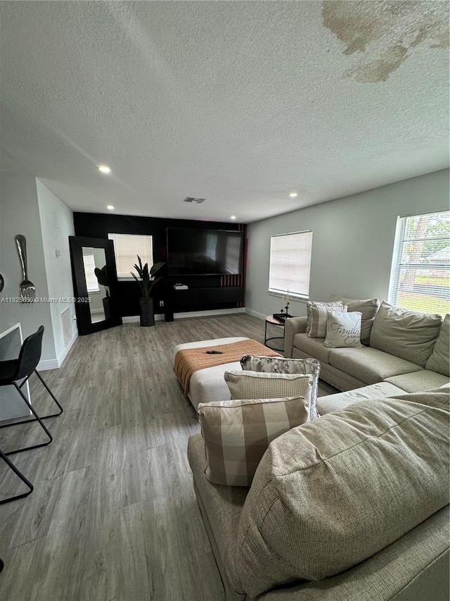 6504 N Packwood Ave, Tampa, FL 33604 - photo 2