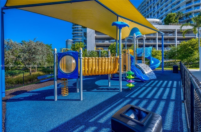 15051 Royal Oaks Ln Unit 1901, North Miami, FL 33181 - view of community playground