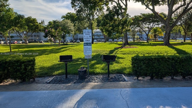1001 Hillcrest Ct Unit 303, Hollywood, FL 33021 - view of home's community with a lawn