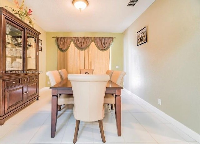 1379 NW 166th Ave, Pembroke Pines, FL 33028 - dining area with baseboards